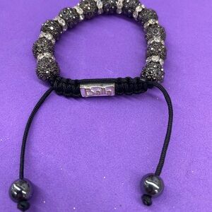 Elegant Black and Silver Beaded Bracelet